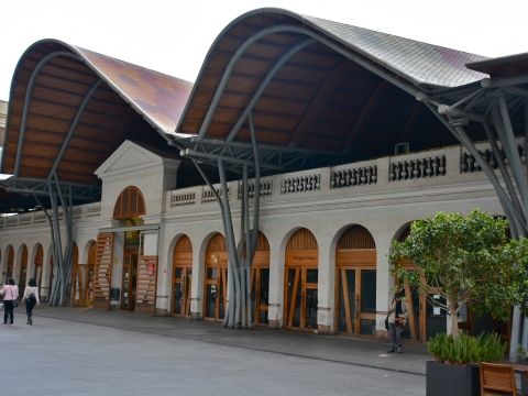 Fira Artesana market