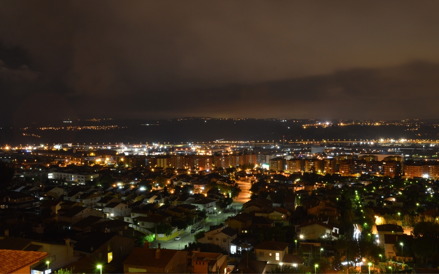 Sant Andreu district at night